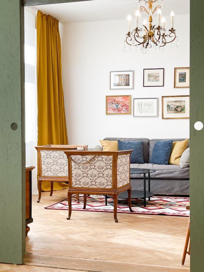 Turnkey I Vintage Terrace Apartment Praga Exterior foto