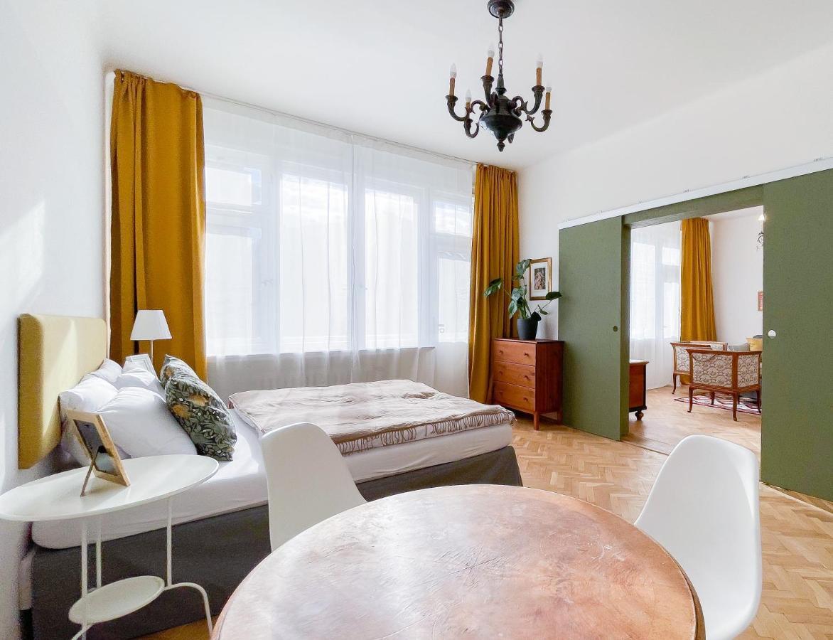 Turnkey I Vintage Terrace Apartment Praga Exterior foto